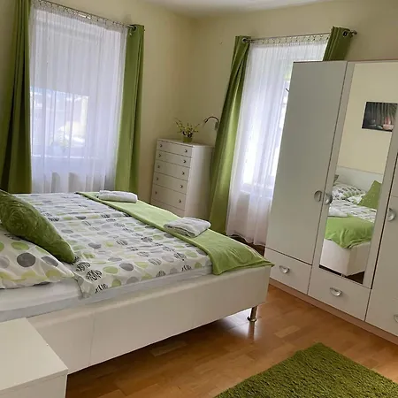 Zur Bruecke Apartment *