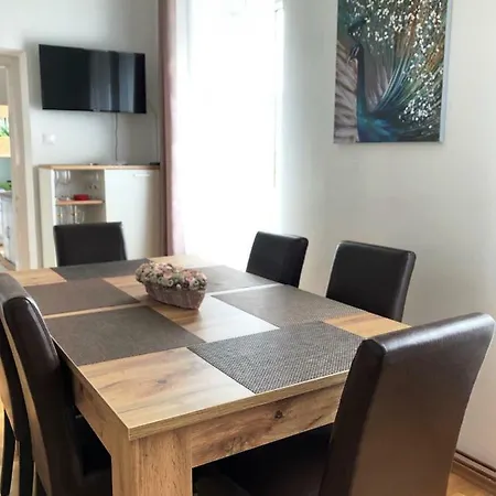 Zur Bruecke Apartment *