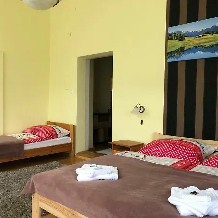 Zur Bruecke Apartman